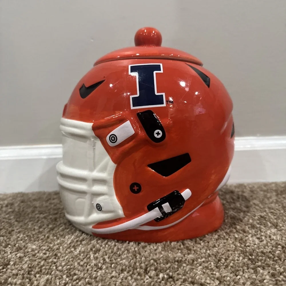 NCAA University Of Illinois Pegasus Football Helmet Ceramic Cookie Storage Jar